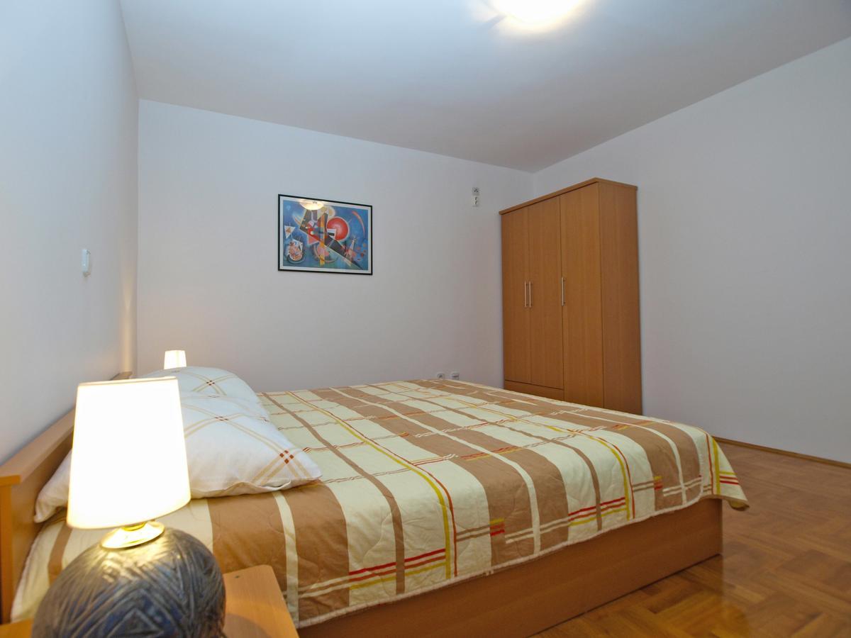 Apartment Alma 1600 พูลา ภายนอก รูปภาพ